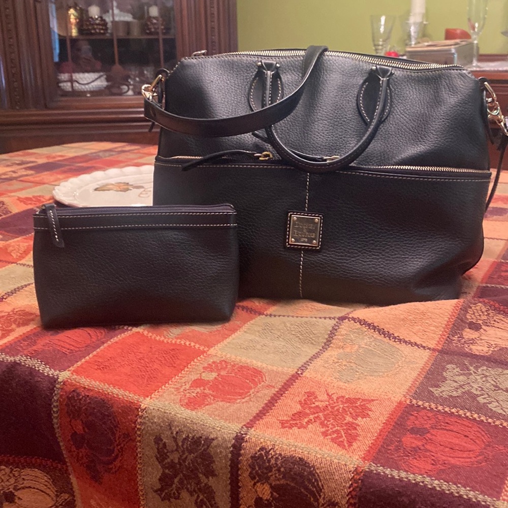 Dooney and Bourke purse and wallet set